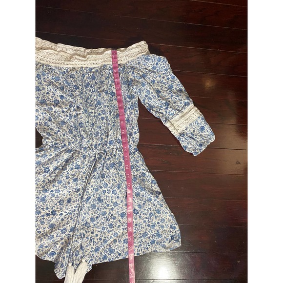 Hollister Romper Blue Floral Blue White Size Small 1 Piece Shorts - Picture 6 of 6